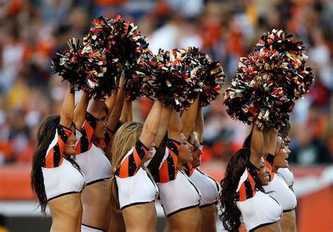 pantyless cheerleaders|Deadspin .